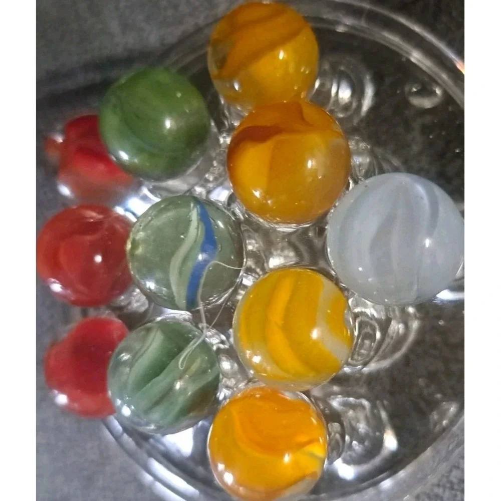 Lot Of 11 Estate Sale Marbles Mixed Color Cats Eyes